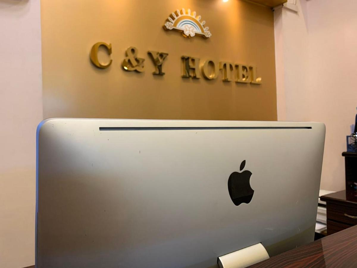C & Y Hotel Янгон Екстер'єр фото